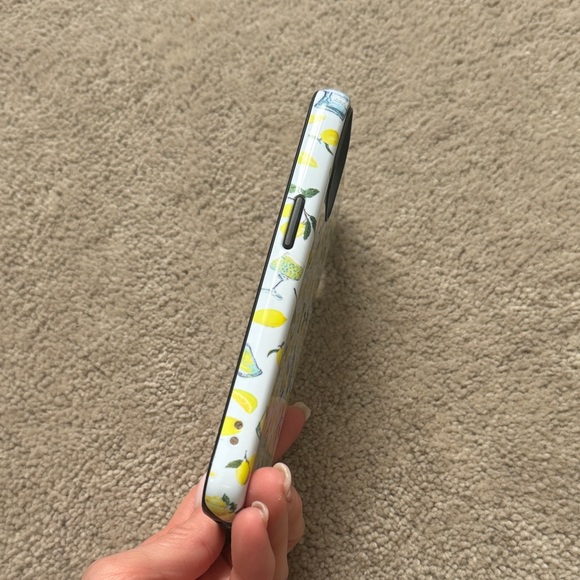 iPhone 13/14 phone case - Picture 8 of 10